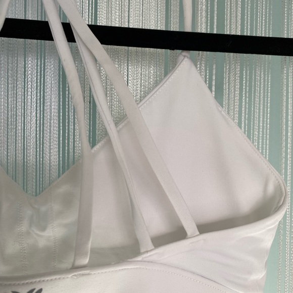 Forever 21 White Multi Strap Sports Bra NWT Size M - Picture 8 of 17